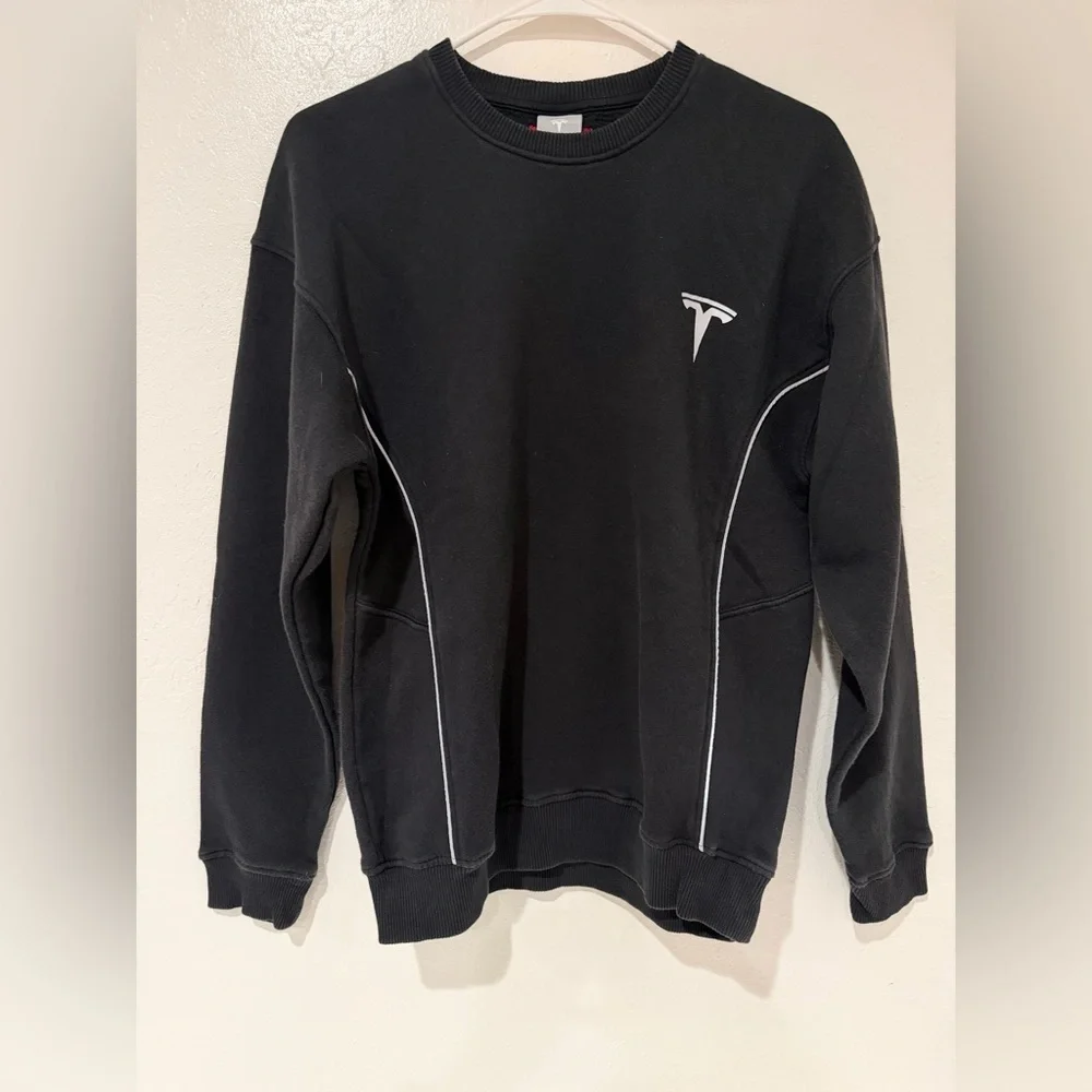 Tesla Men's Black Crewneck Sweatshirt Unisex size Small
